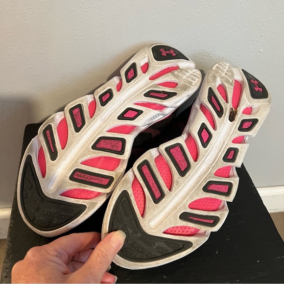 Under Armour Micro G Spine Venom PIP - Picture 9 of 11